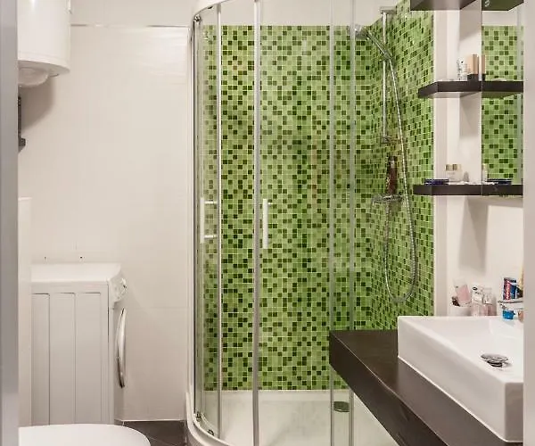 Razgled/the View アパート コペル